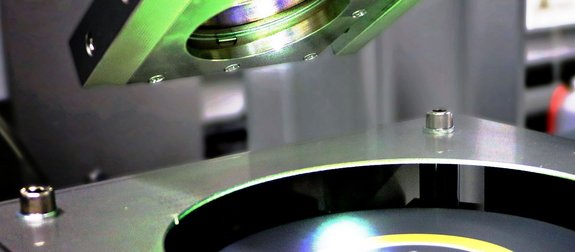 An approach using blue diode lasers on a rotating disc with a ring of phosphor applied by Laserline diode lasers