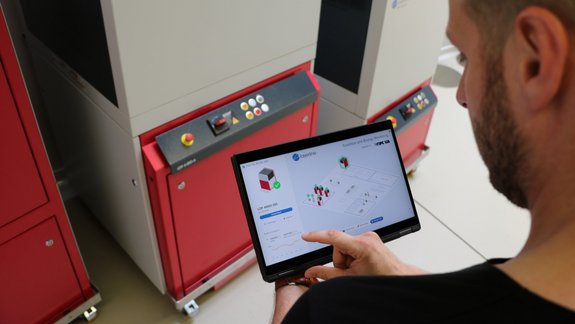 Digital condition monitoring of lasers via tablet by Laserline diode lasers