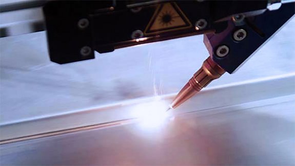 Process of laser brazing on metal sheets by Laserline diode lasers