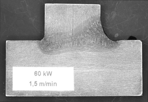 Butt-joint welded thick sheets by Laserline diode lasers