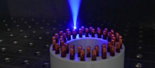 Cooper welding pins with a blue laser beam by Laserline diode lasers