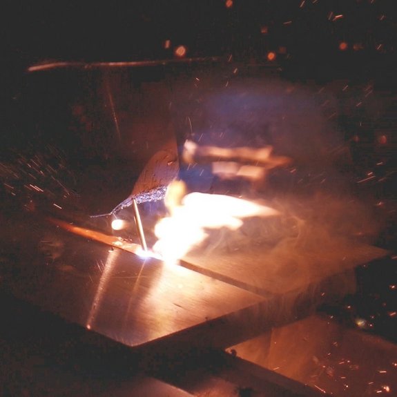 Laser hybrid welding application by Laserline diode lasers